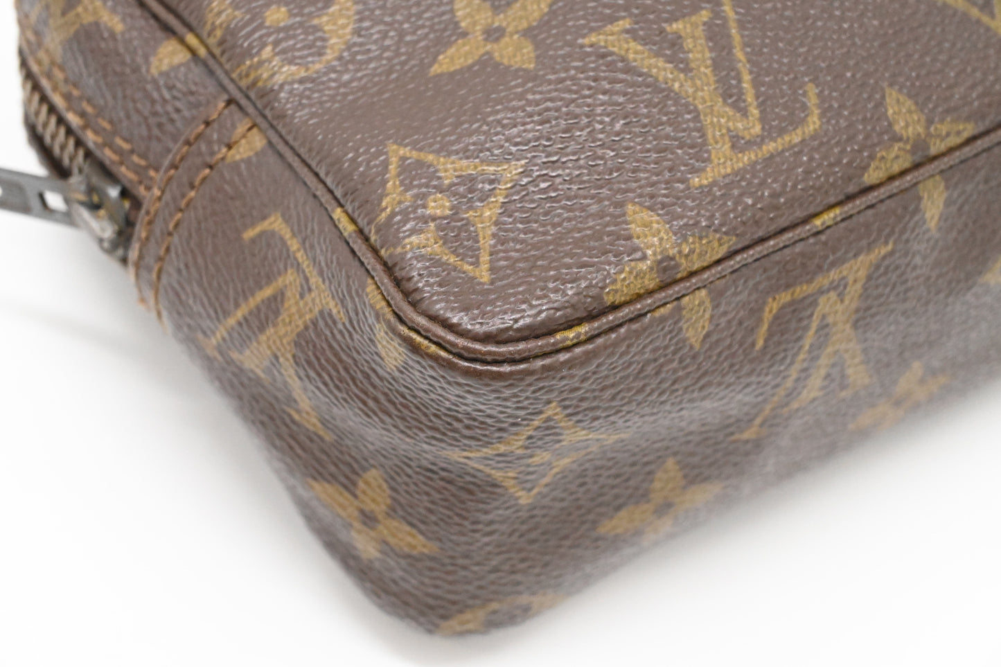 Louis Vuitton Trousse 18 in Monogram Canvas