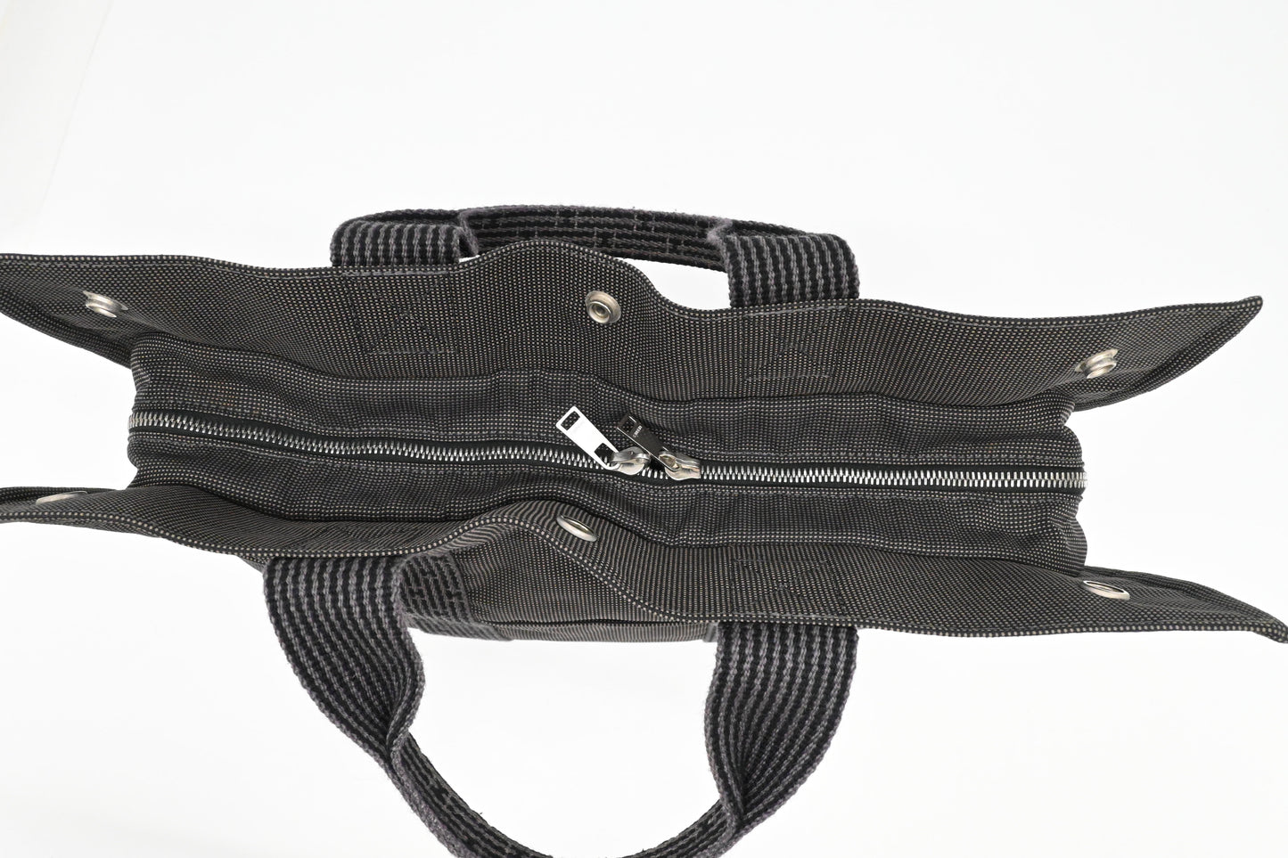 Hermes Fourre Tout MM in Gray Herline Canvas