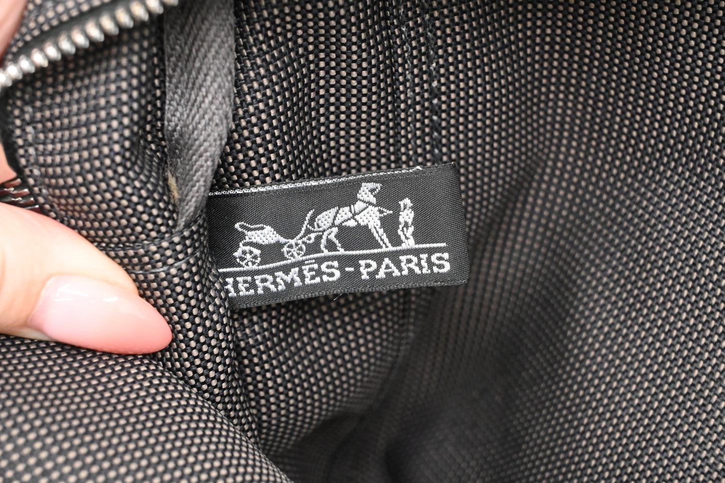 Hermes Fourre Tout MM in Gray Herline Canvas