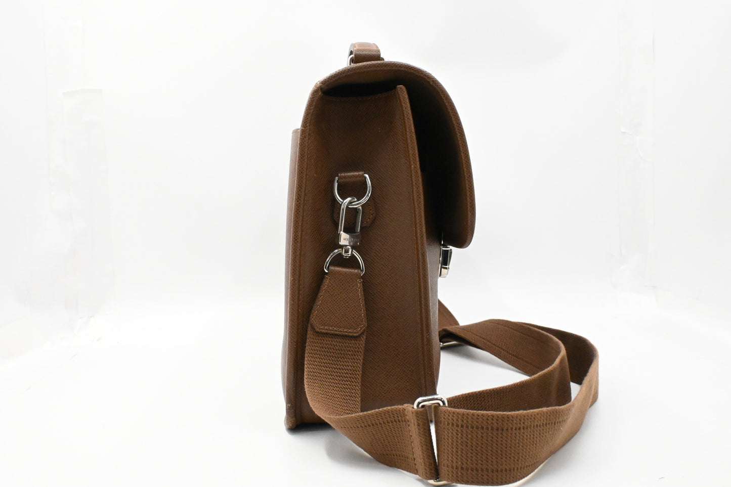Louis Vuitton Anton Business Bag in Brown Leather