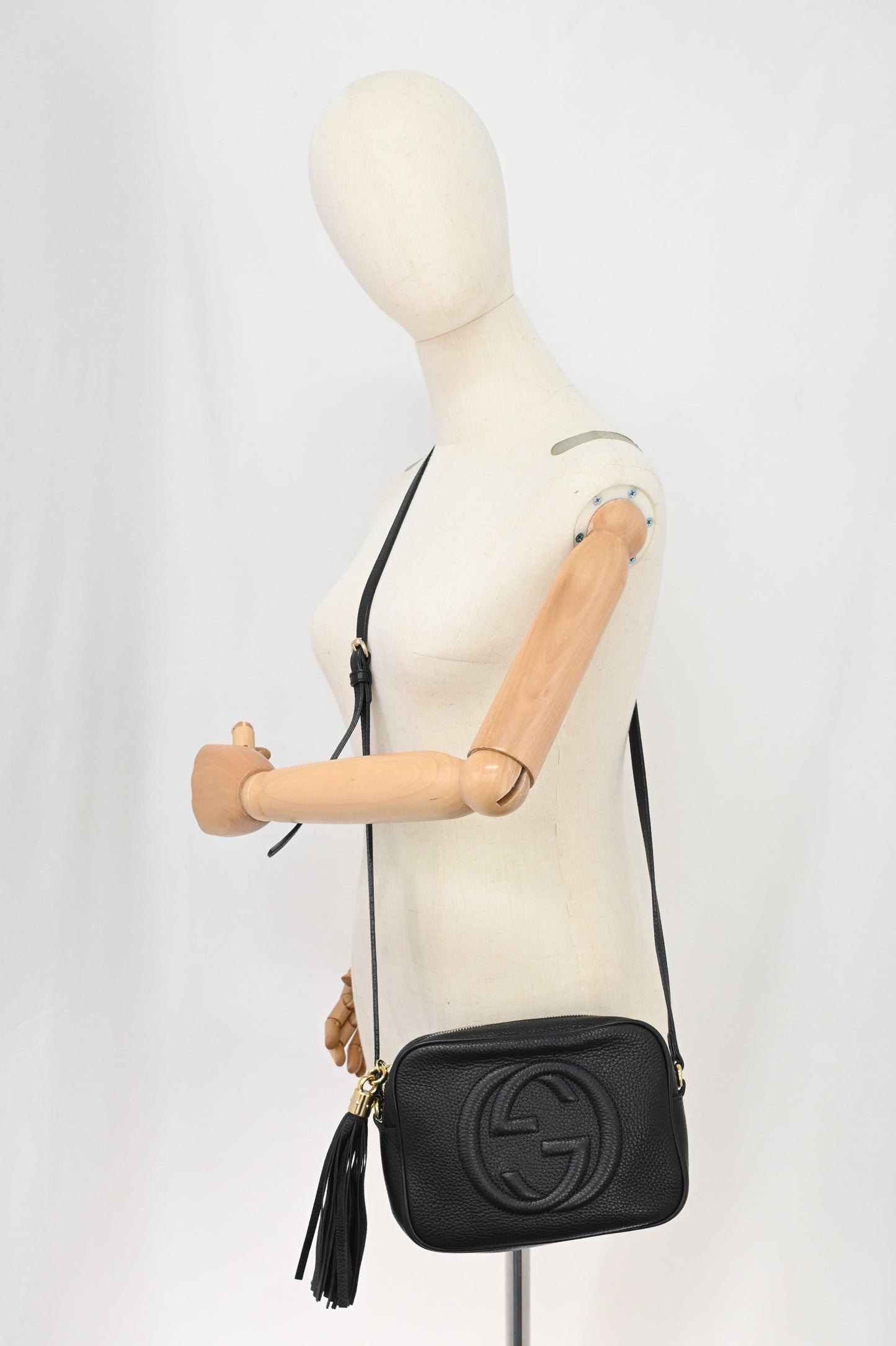 Gucci Soho Disco Crossbody Bag in Black Leather