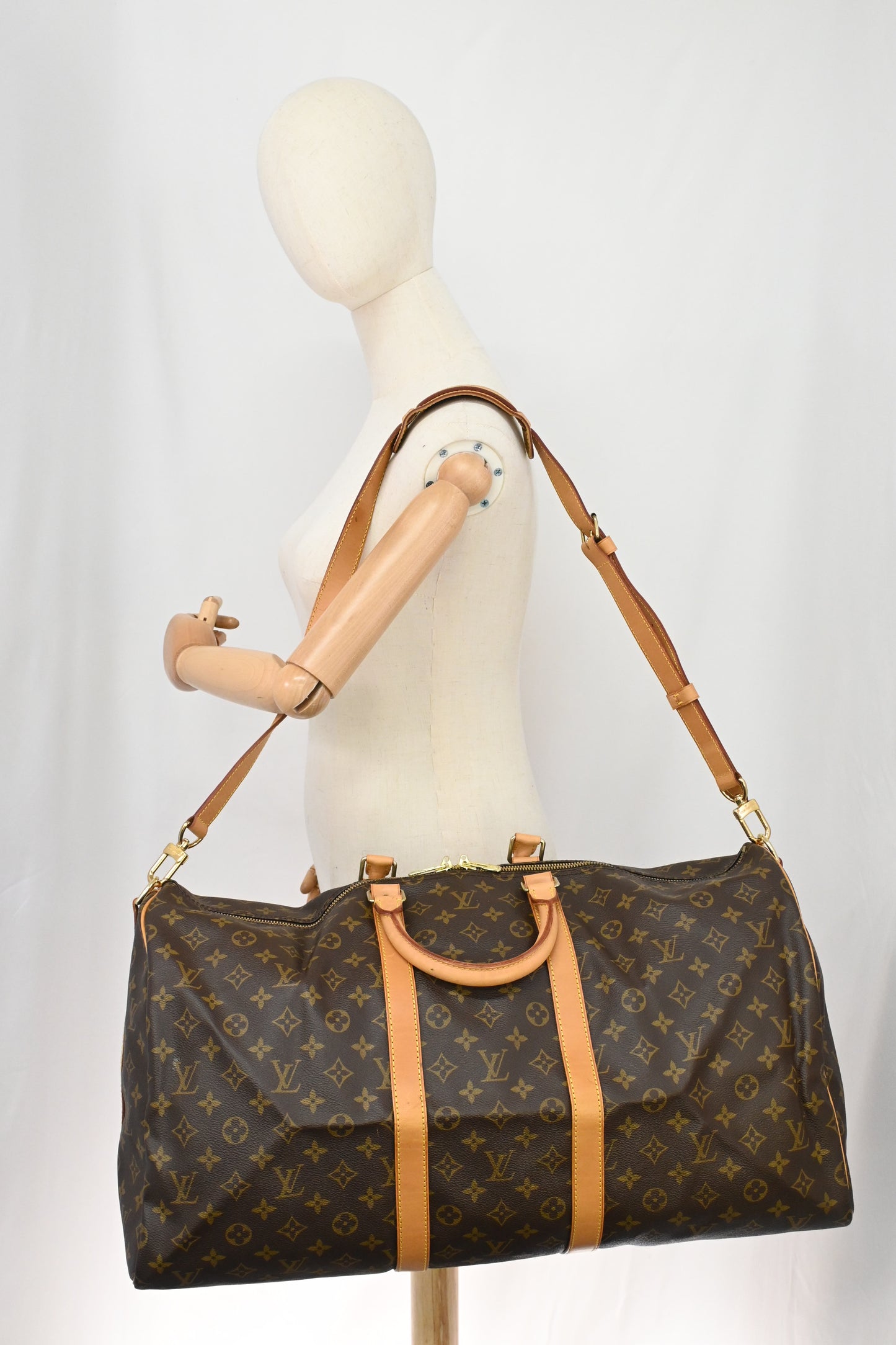 Louis Vuitton Keepall 55 Bandouliere in Monogram Canvas