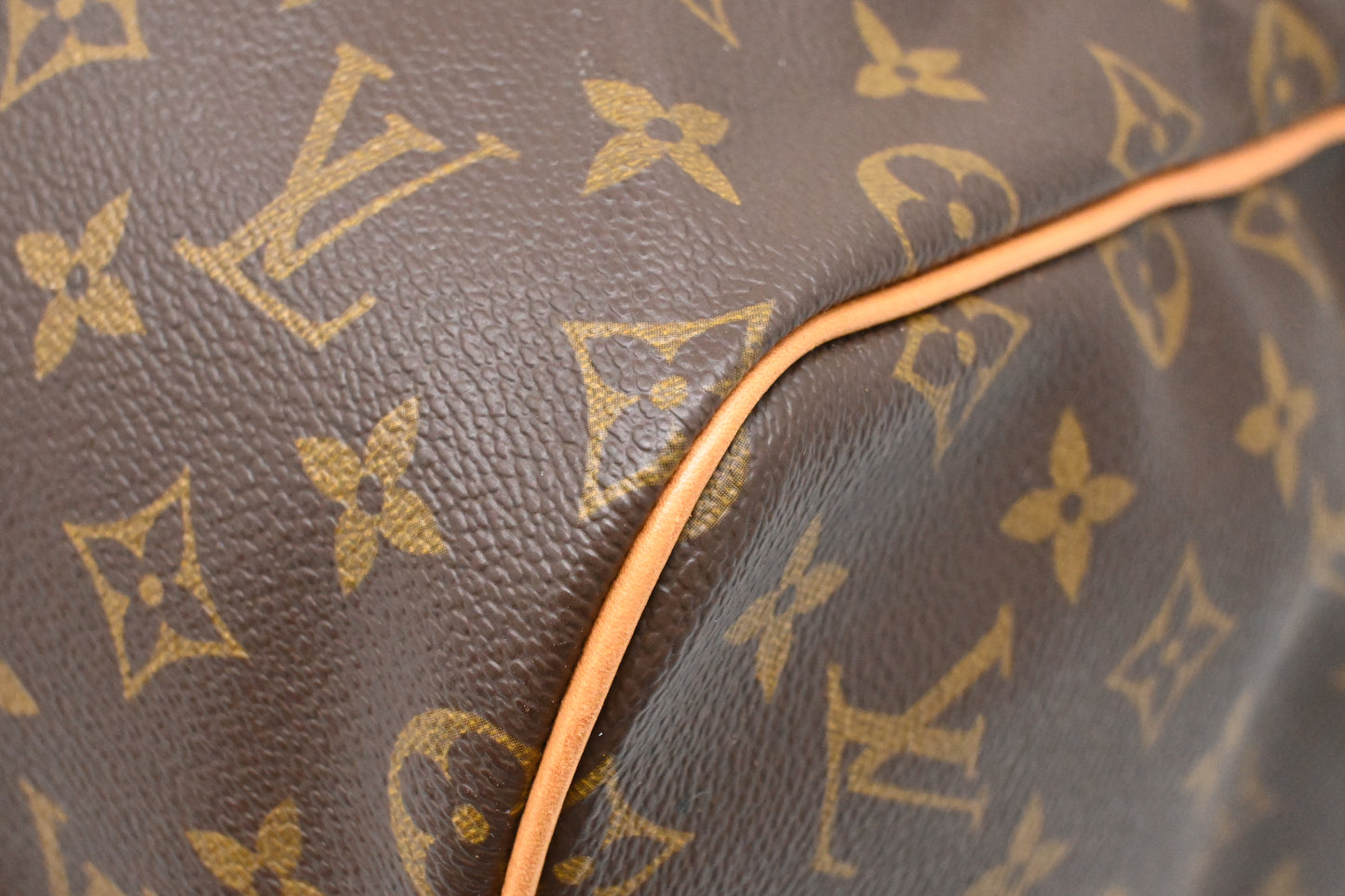 Louis Vuitton Keepall 55 Bandouliere in Monogram Canvas