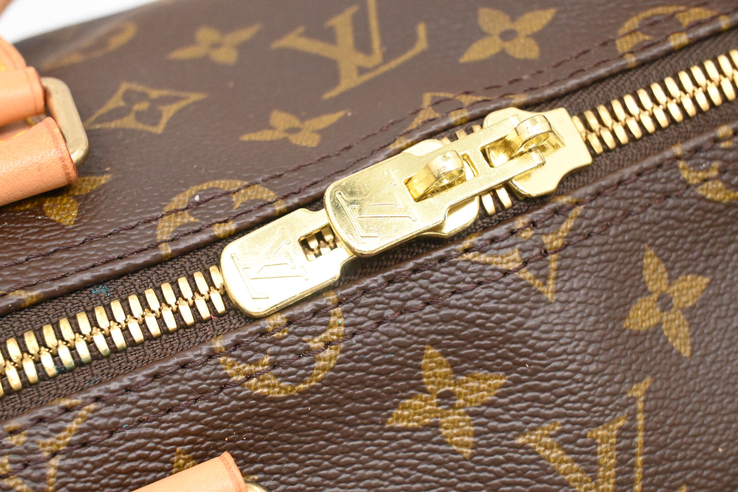 Louis Vuitton Keepall 55 Bandouliere in Monogram Canvas