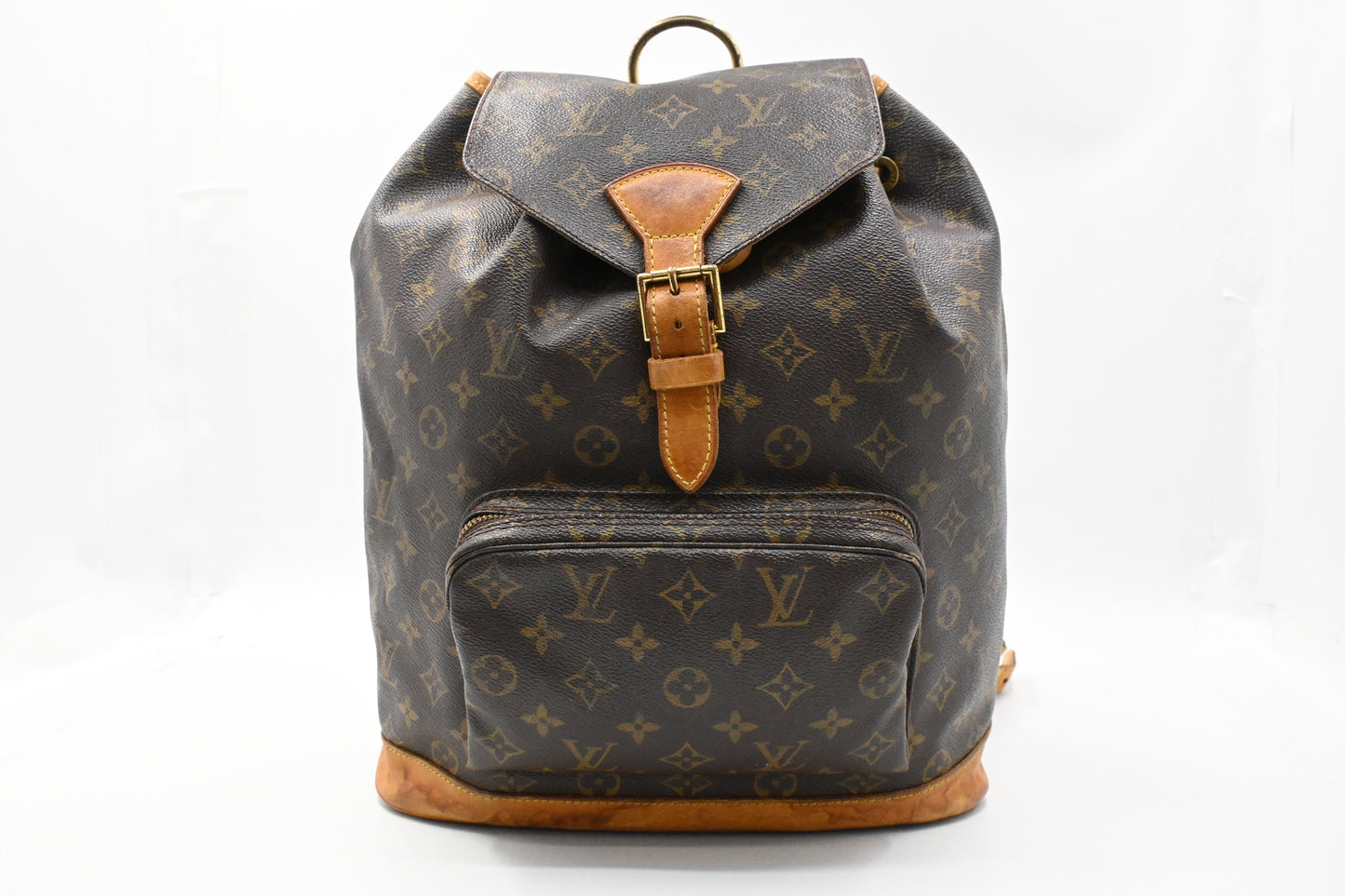 Louis Vuitton Montsouris GM in Monogram Canvas