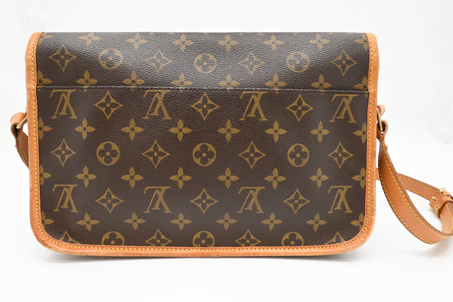 Louis Vuitton Gibeciere in Monogram Canvas