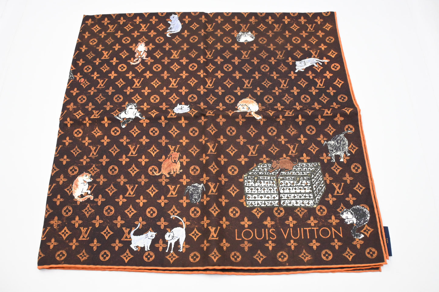 Louis Vuitton Catogram Scarf in Silk