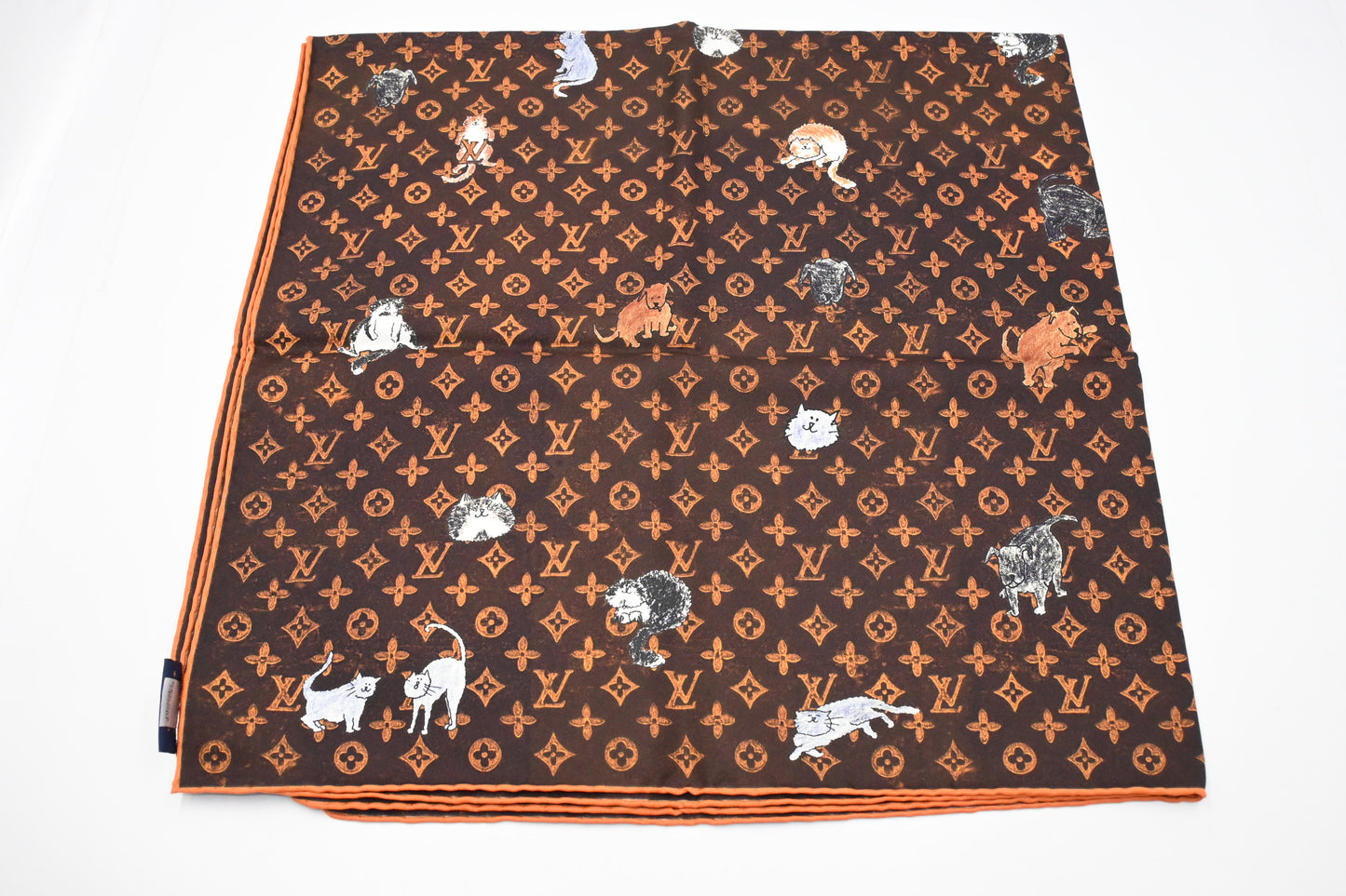 Louis Vuitton Catogram Scarf in Silk