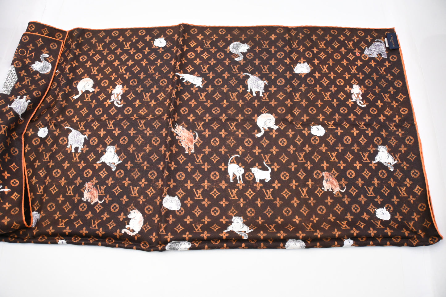 Louis Vuitton Catogram Scarf in Silk