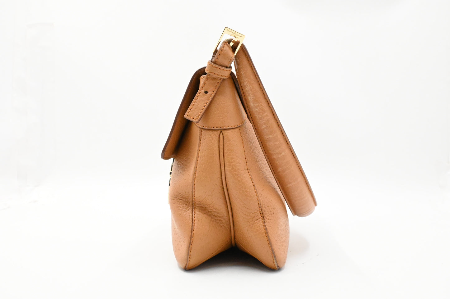 Ferragamo Shoulder Bag in Brown Leather