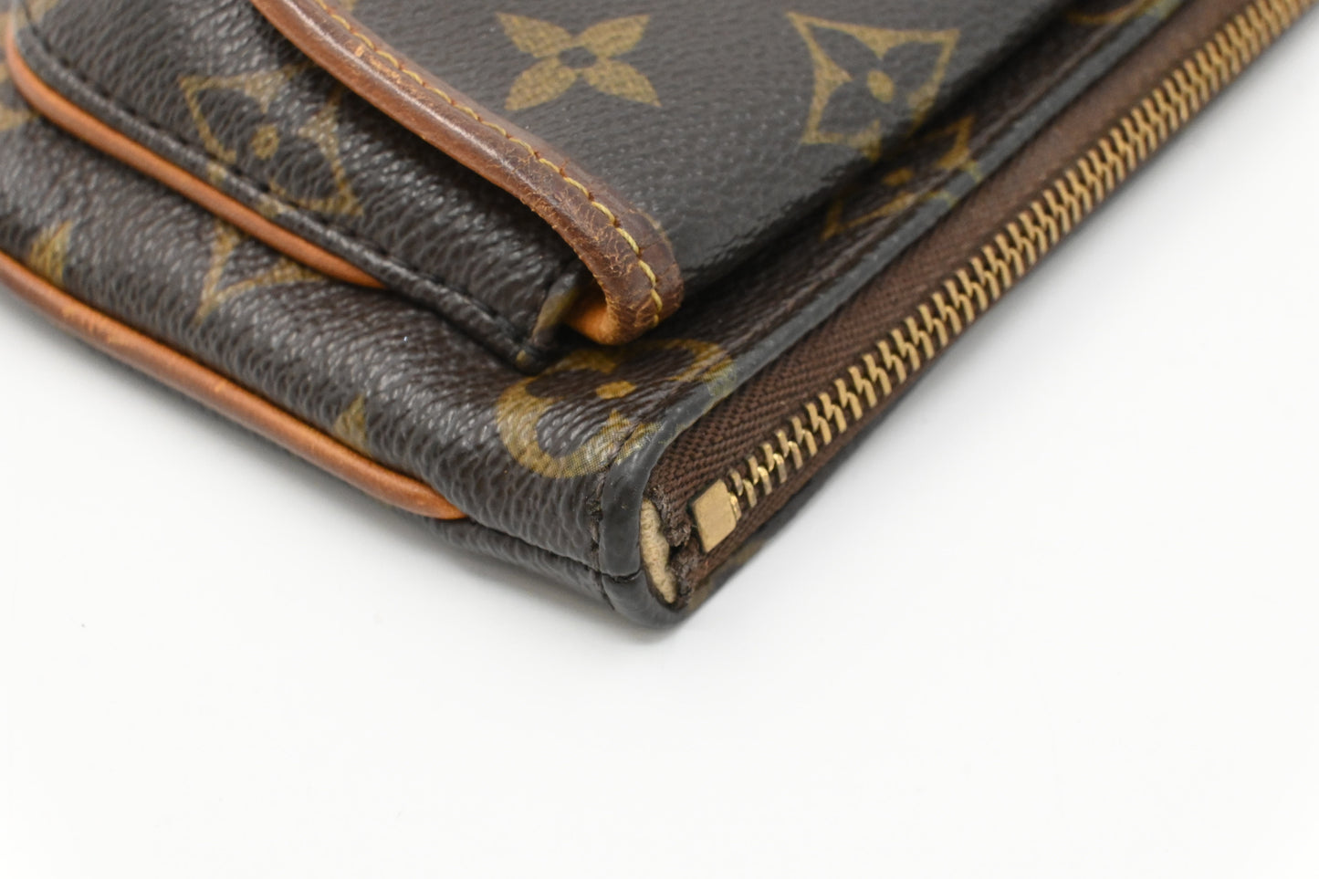 Louis Vuitton Tikal Pochette in Monogram Canvas