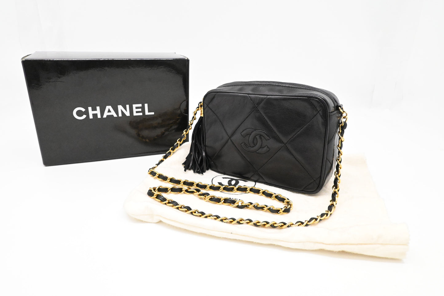 Chanel Chain Shoulder Bag in Black Leather