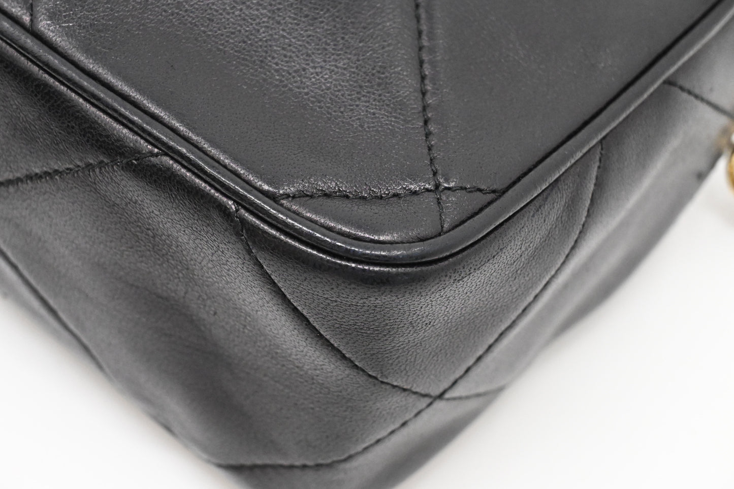 Chanel Chain Shoulder Bag in Black Leather