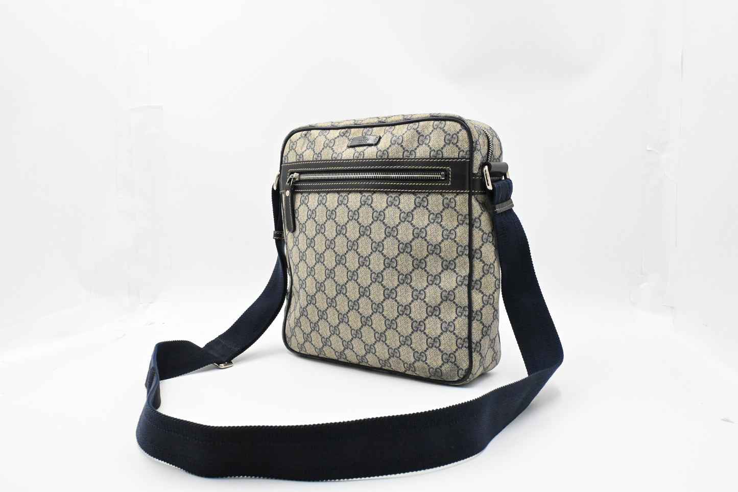 Gucci Crossbody Bag in Navy Blue GG Supreme Canvas