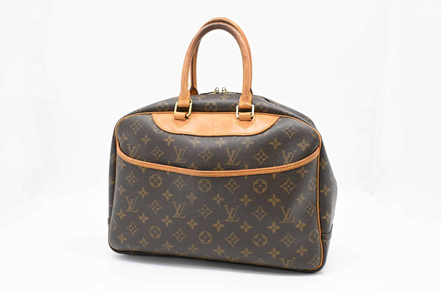Louis Vuitton Deauville in Monogram Canvas