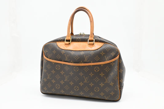 Louis Vuitton Deauville in Monogram Canvas