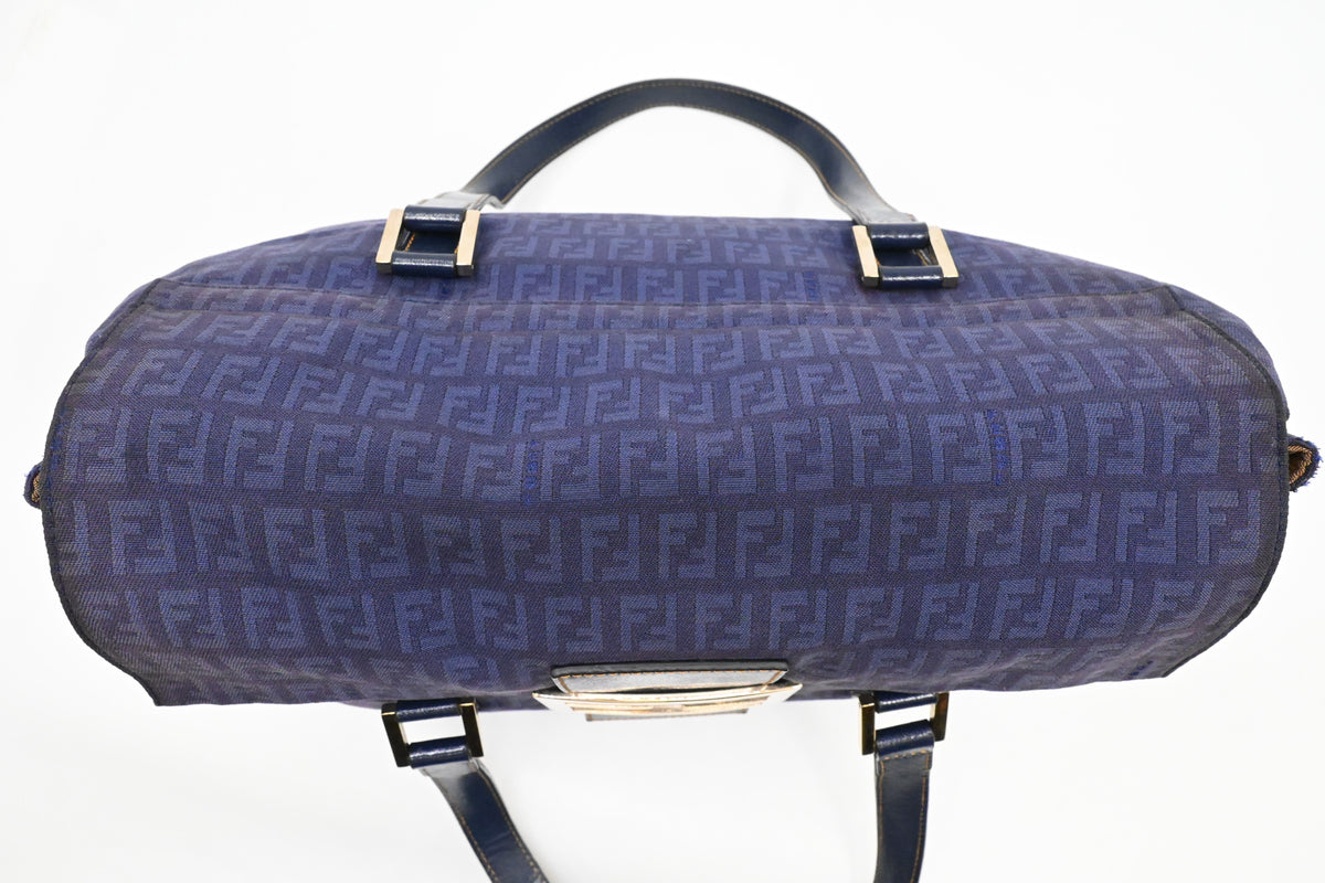 Fendi Shoulder Bag in Blue Zuccino Canvas