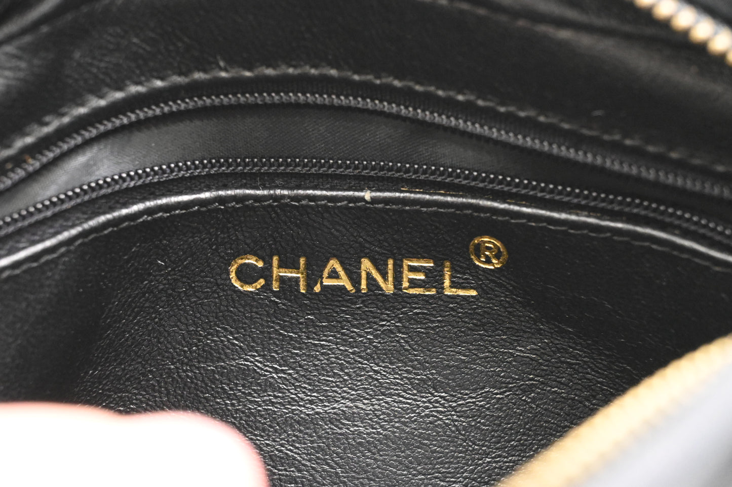 Chanel Chain Shoulder Bag in Black Leather