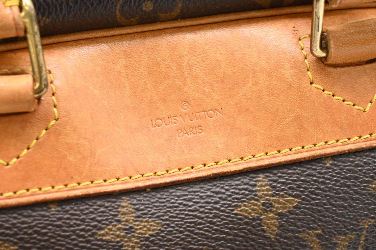 Louis Vuitton Deauville in Monogram Canvas