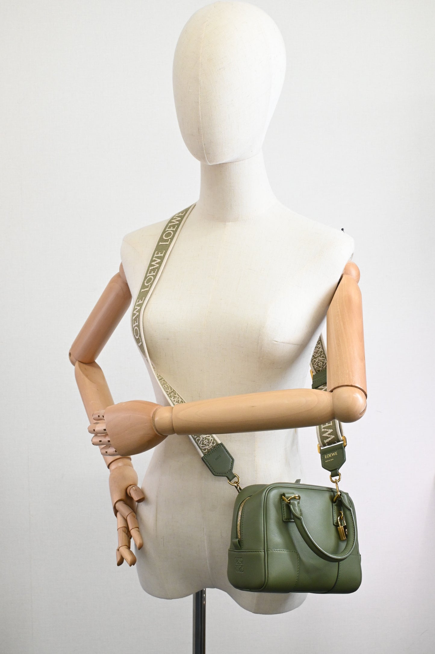 Loewe Amazona 16 Square Bag in Nappa Green Leather