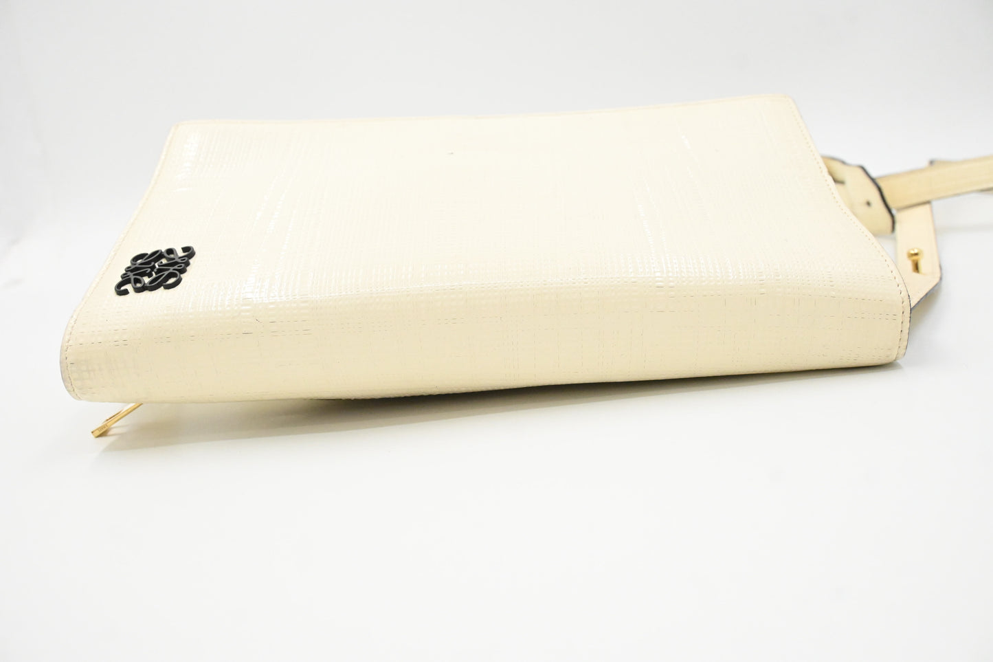 Loewe Shoulder Bag in White Leather