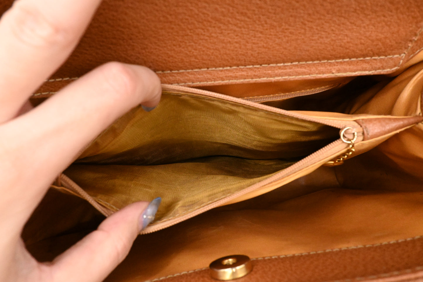 Gucci Medium Diana in Brown Leather