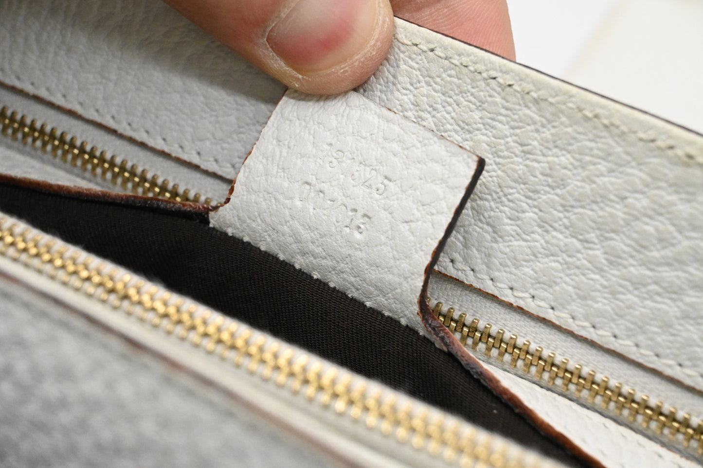 Gucci Tote in White Leather