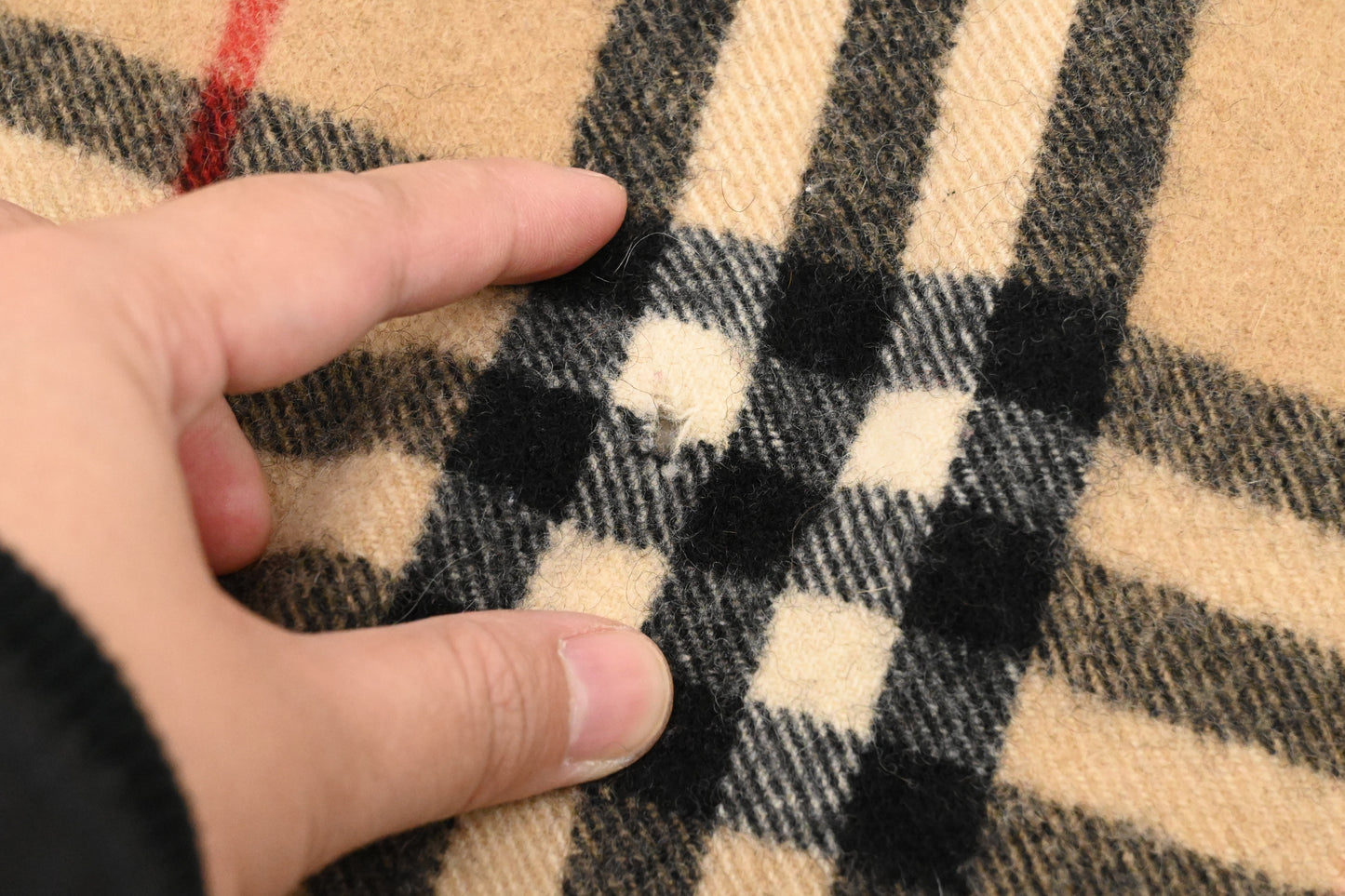 Burberry Stole in Brown Check Wool