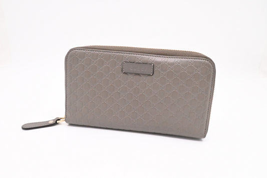 Gucci Wallet in Grey Microguccissima Leather