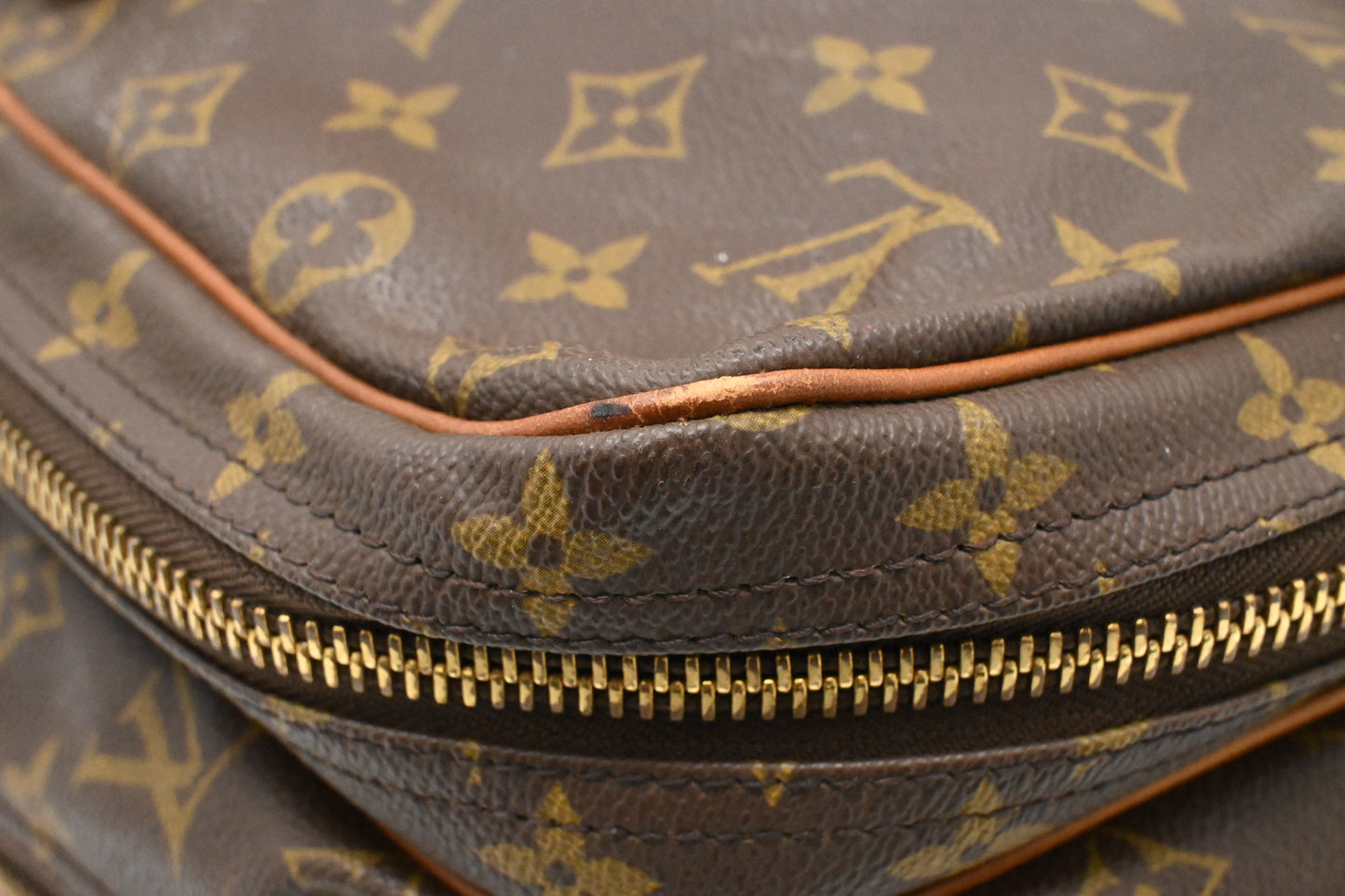 Louis Vuitton Sirius 45 in Monogram Canvas