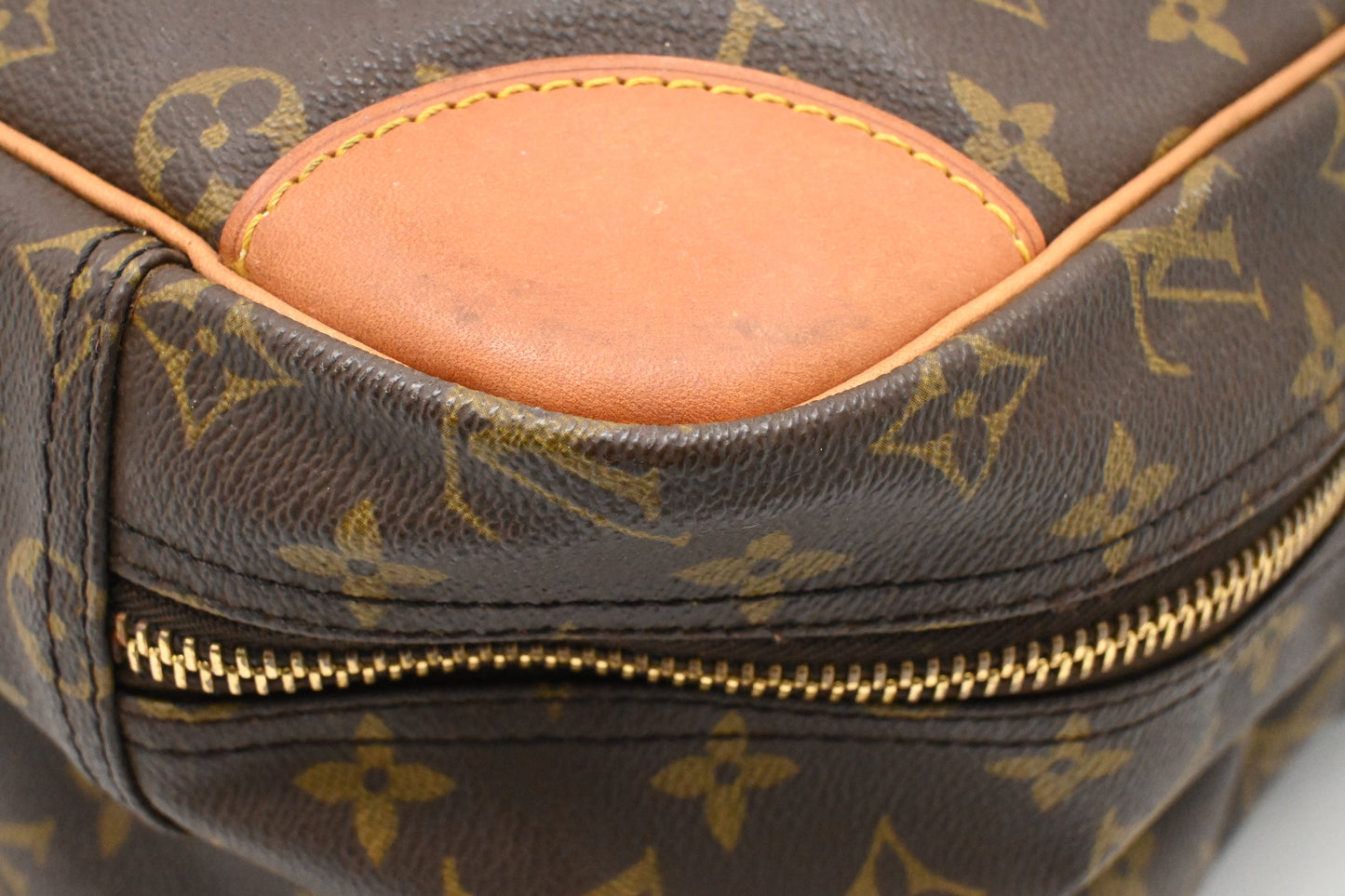 Louis Vuitton Sirius 45 in Monogram Canvas