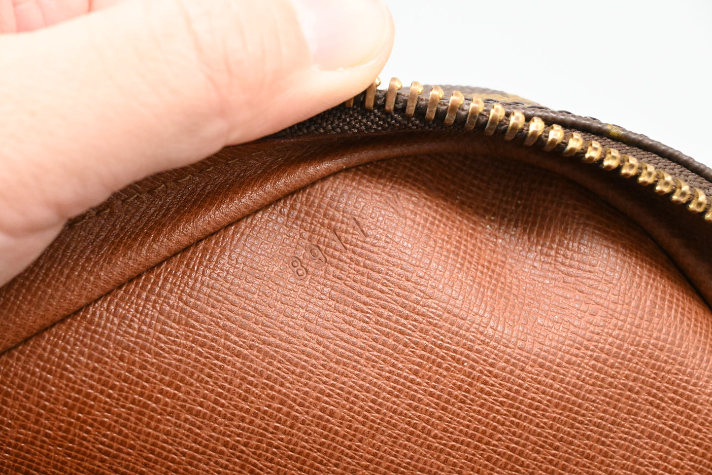 Louis Vuitton Sirius 45 in Monogram Canvas