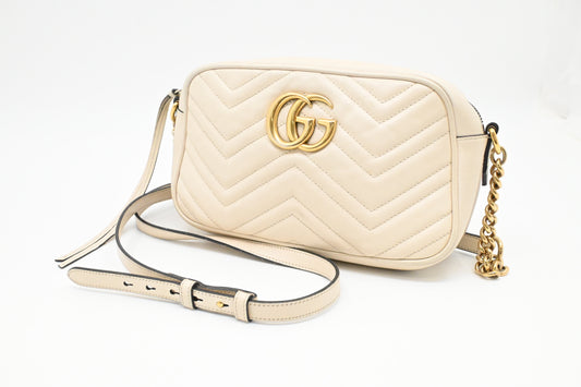 Gucci Marmont Crossbody Bag in White Leather