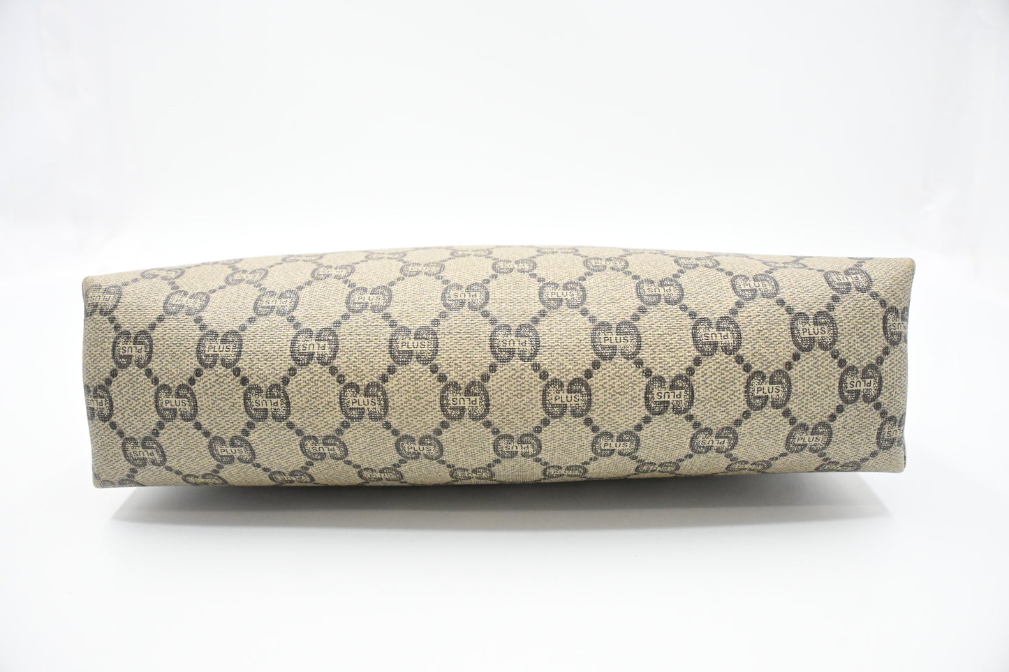 Gucci Plus Clutch in GG Plus Supreme Canvas