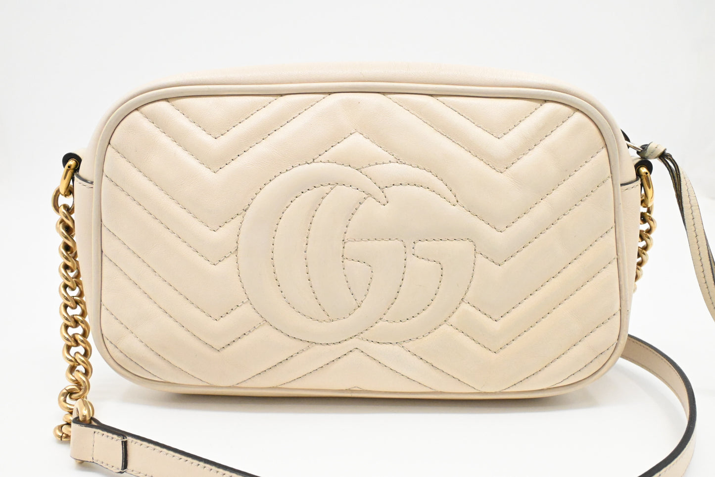 Gucci Marmont Crossbody Bag in White Leather