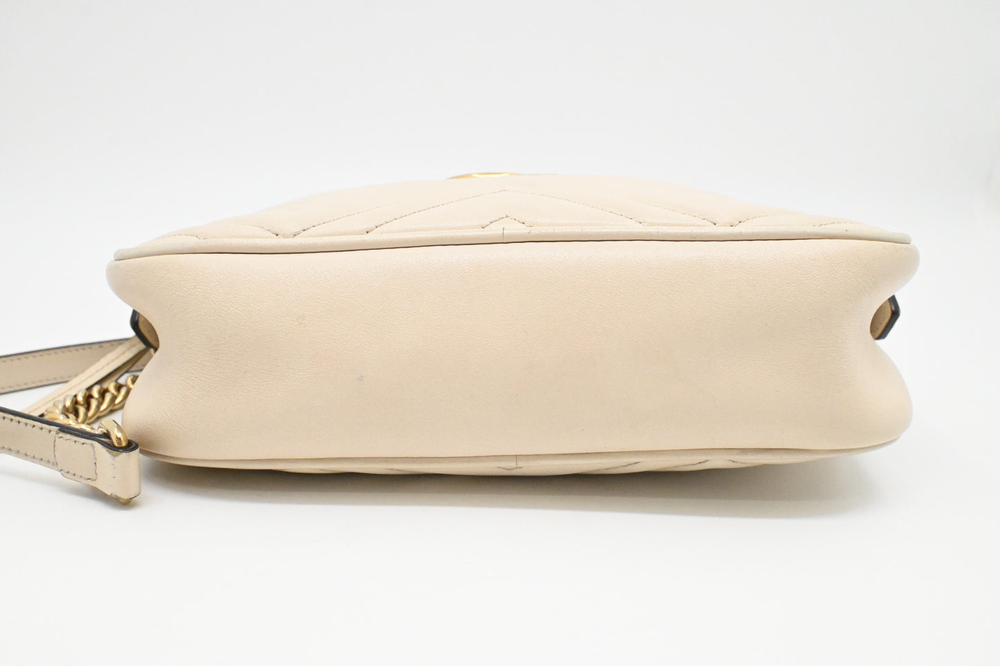 Gucci Marmont Crossbody Bag in White Leather