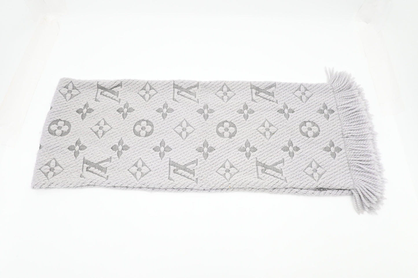 Louis Vuitton Logomania Scarf in Grey Wool and Silk
