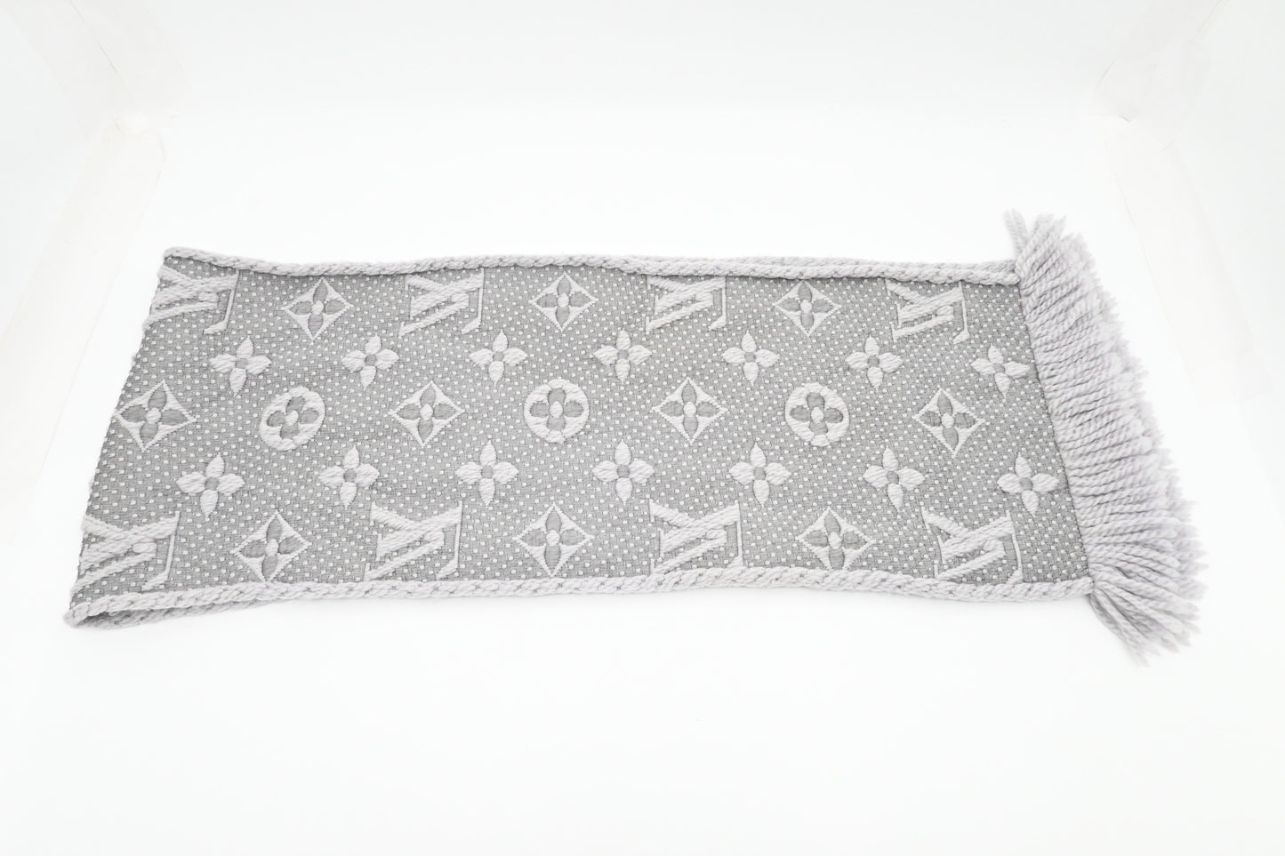 Louis Vuitton Logomania Scarf in Grey Wool and Silk