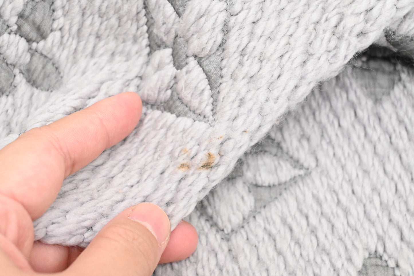 Louis Vuitton Logomania Scarf in Grey Wool and Silk