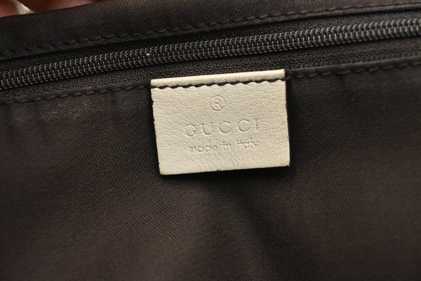 Gucci Sukey in GG Canvas and Cream Leather