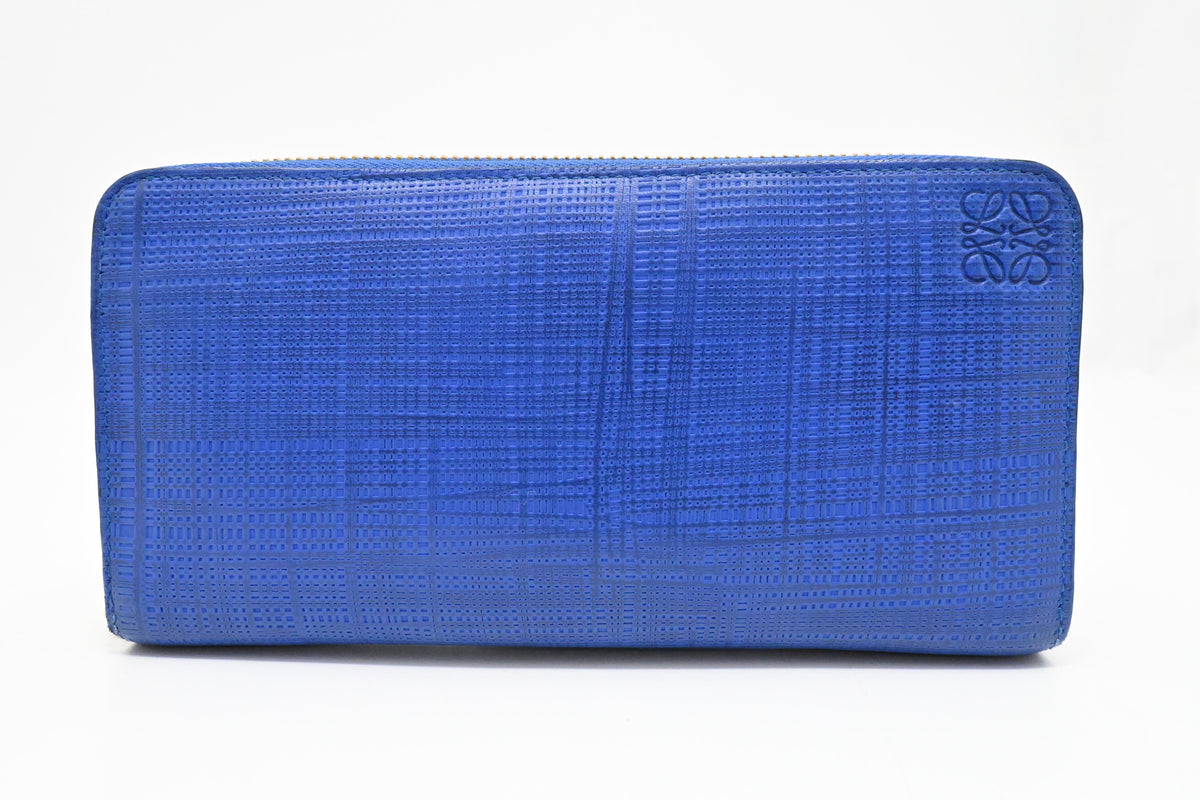 Loewe Zippy Wallet in Blue Leather