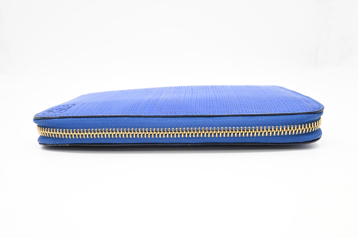 Loewe Zippy Wallet in Blue Leather