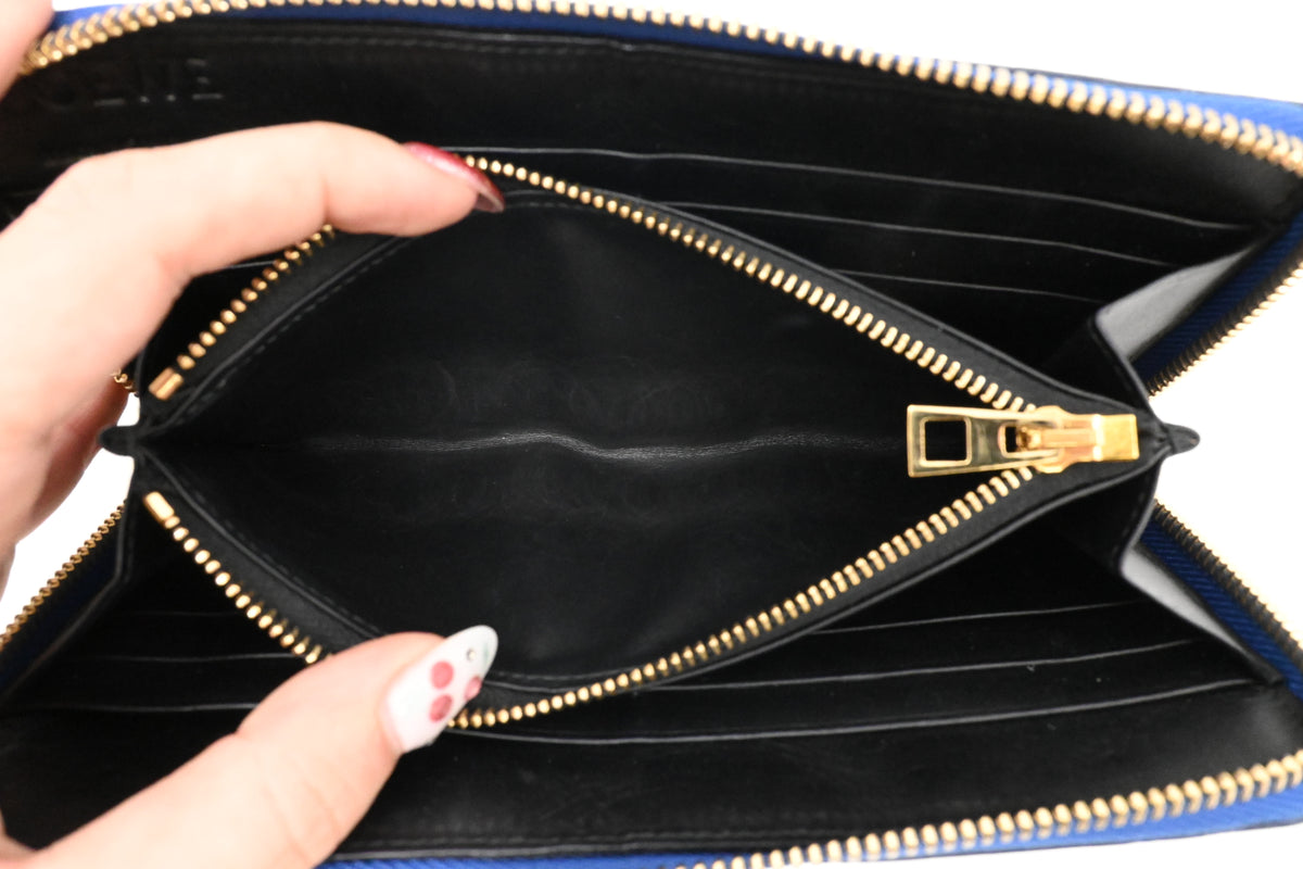 Loewe Zippy Wallet in Blue Leather