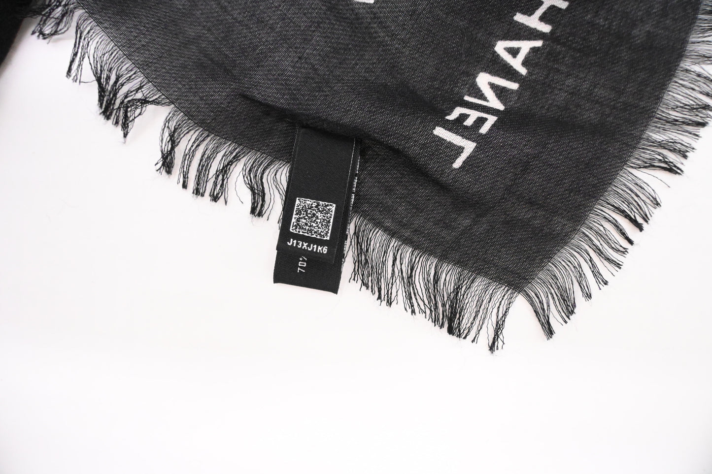 Chanel Scarf in Black Cashmere and Silk
