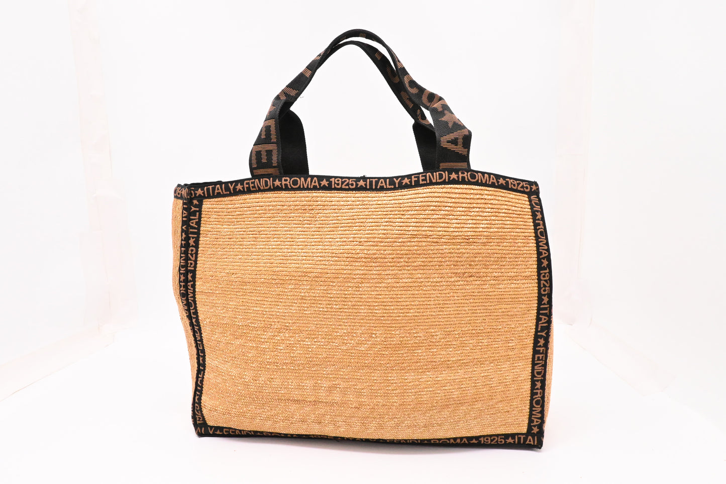 Fendi Roma 1925 Tote Bag in Beige Wicker