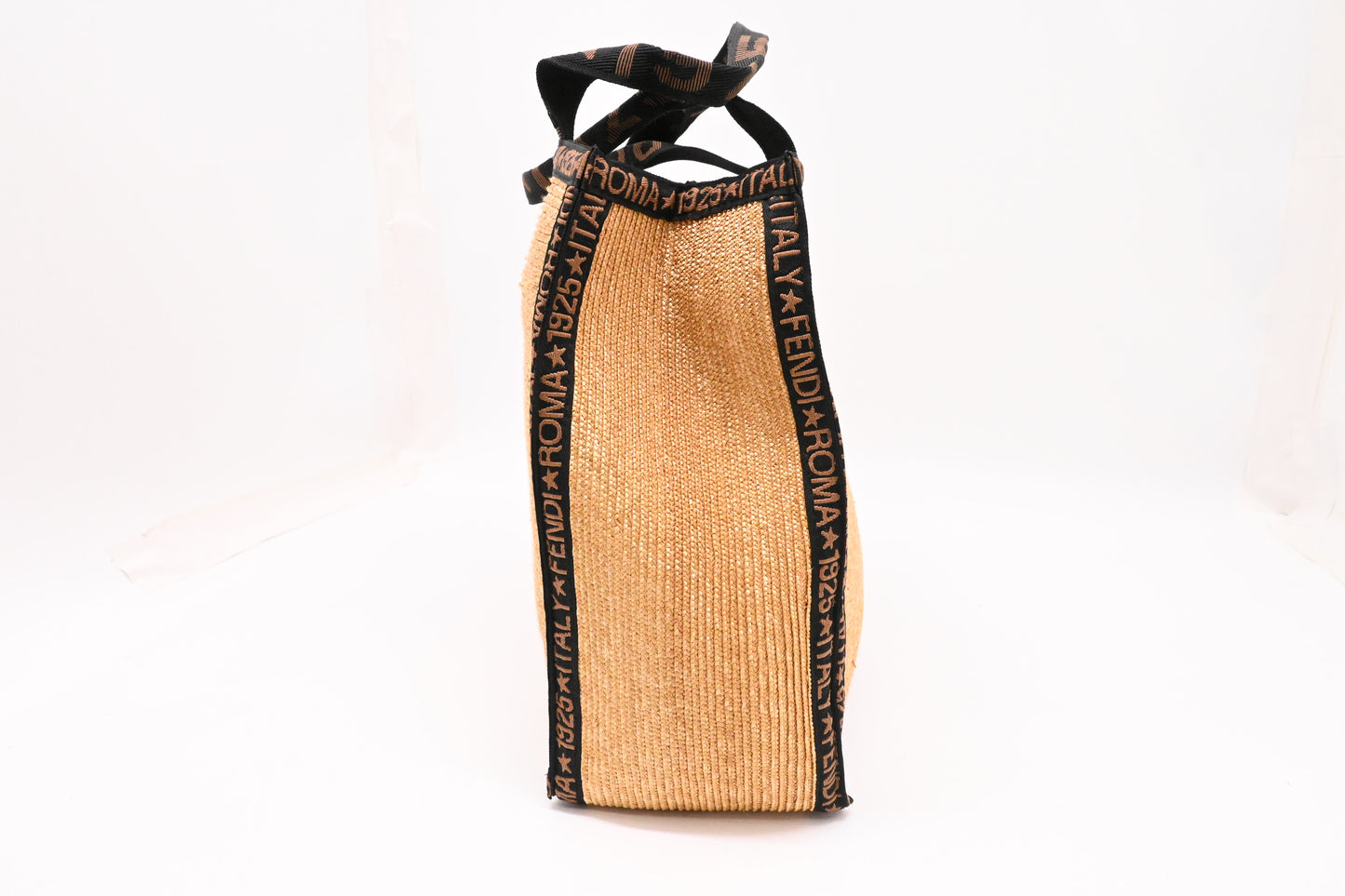 Fendi Roma 1925 Tote Bag in Beige Wicker