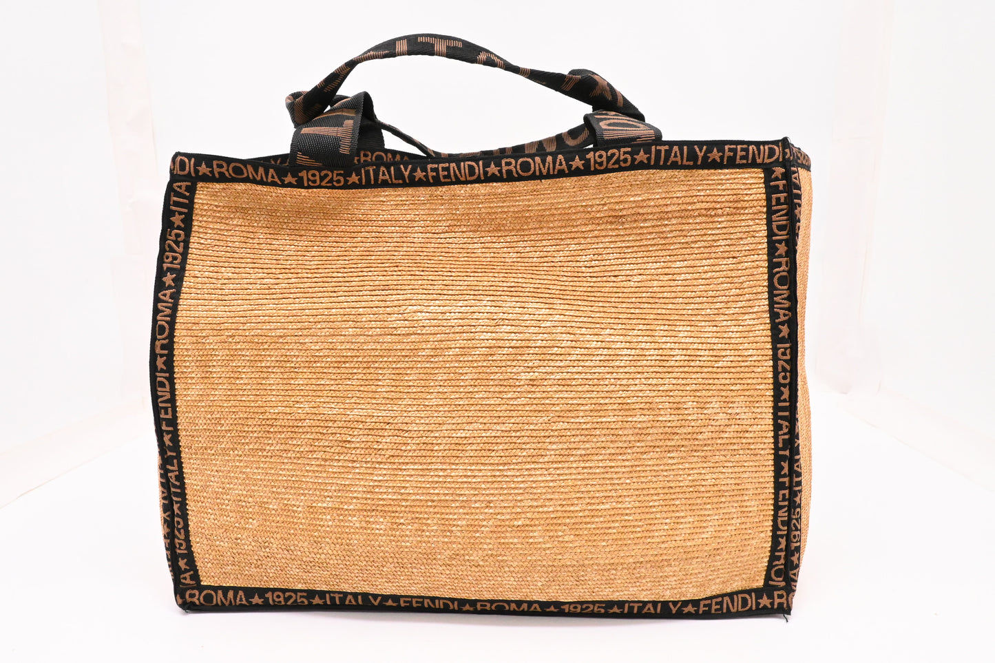 Fendi Roma 1925 Tote Bag in Beige Wicker
