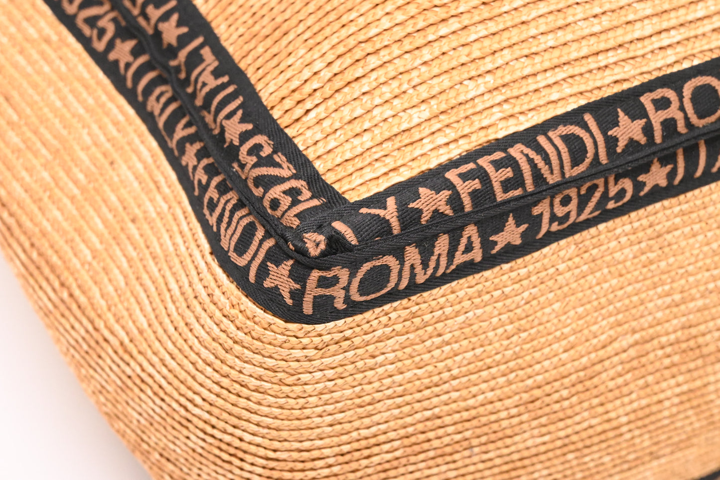 Fendi Roma 1925 Tote Bag in Beige Wicker