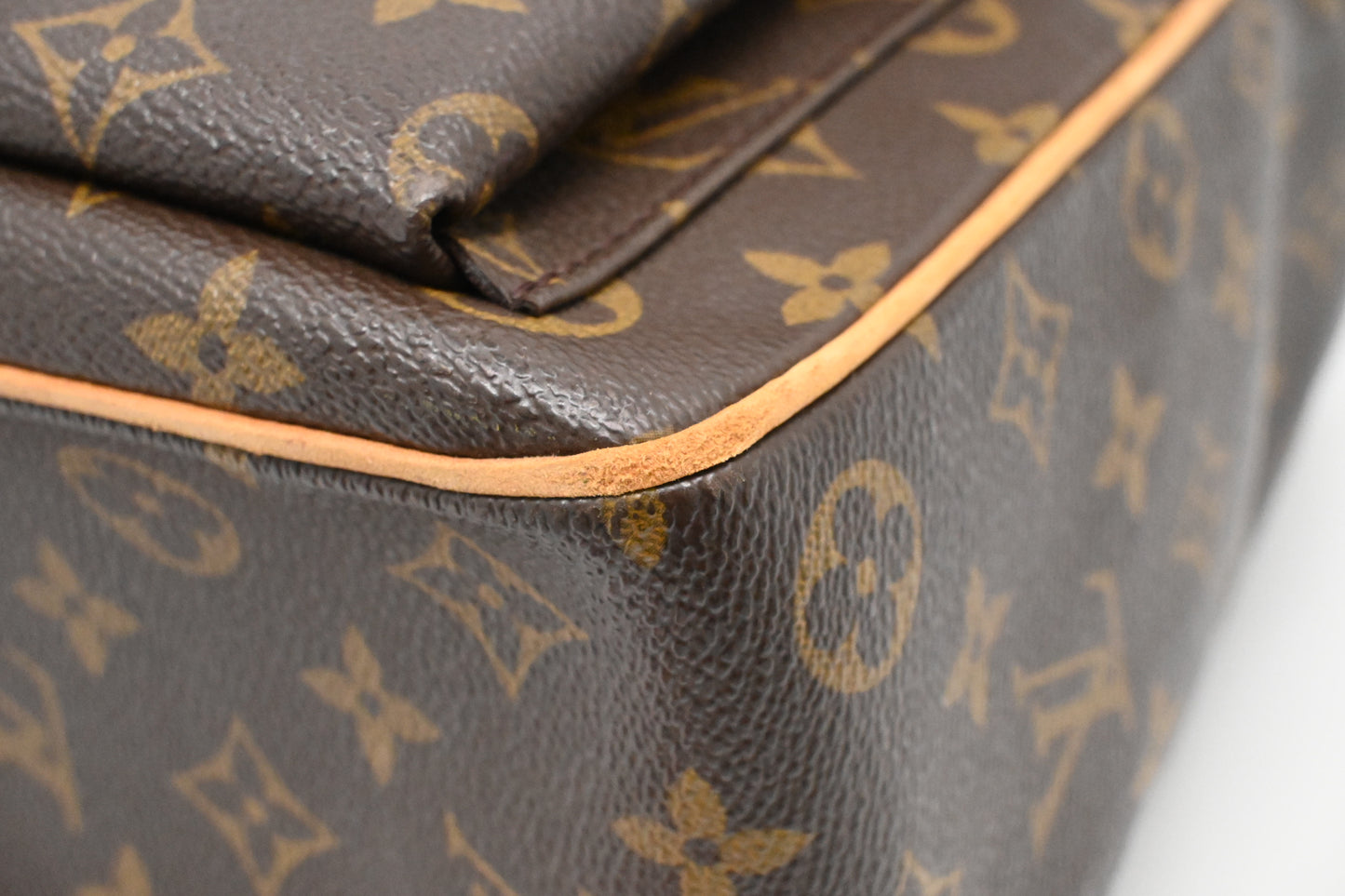 Louis Vuitton Multipli Cité in Monogram Canvas