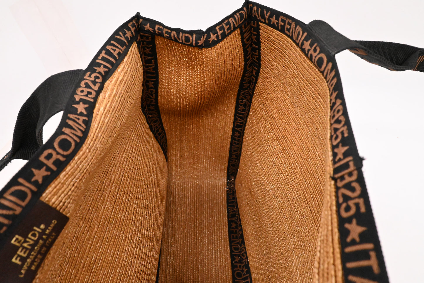 Fendi Roma 1925 Tote Bag in Beige Wicker